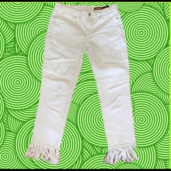 BLANK NYC white ankle fringe hemline jeans size 29